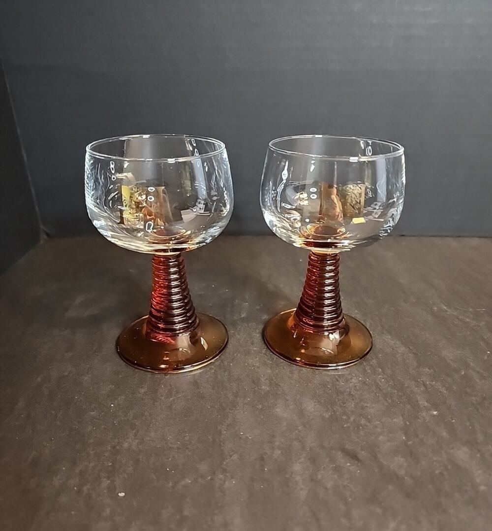 Set of 2 Niederthaler Hof Amber Beehive Roemer Stem Wine Glasses 4.5"